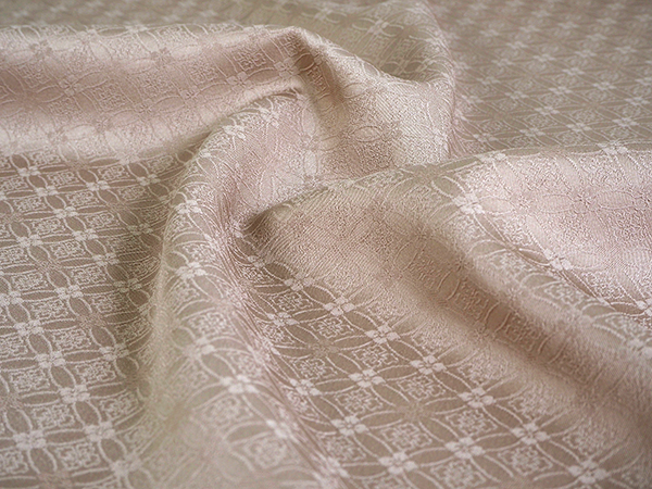 シルック 東レシルック色無地 着物 反物 仕立て付き 七宝地紋 薄モカ