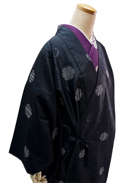 着物 雨コート 撥水加工 ダークネイビー 雪輪 XLサイズ 仕立て上がり ワンピース 道中着衿 携帯ポーチ付き ポリエステル 塵除け |  | 07
