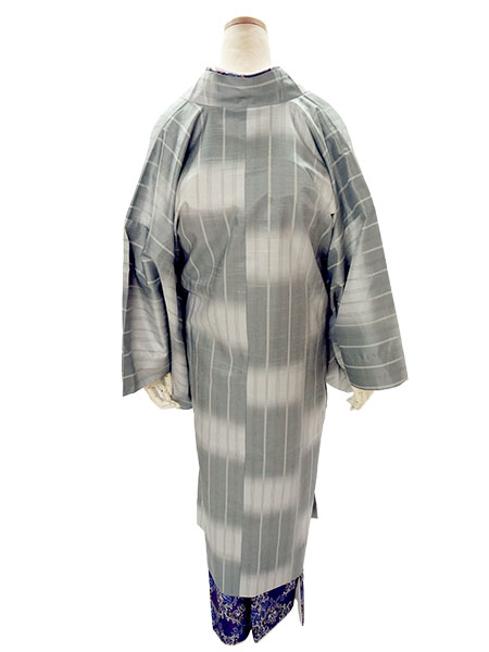 着物 雨コート 撥水加工 グレー ぼかし 縞 XSサイズ 仕立て上がり ワンピース 道中着衿 ポリエステル 塵除け |  | 08