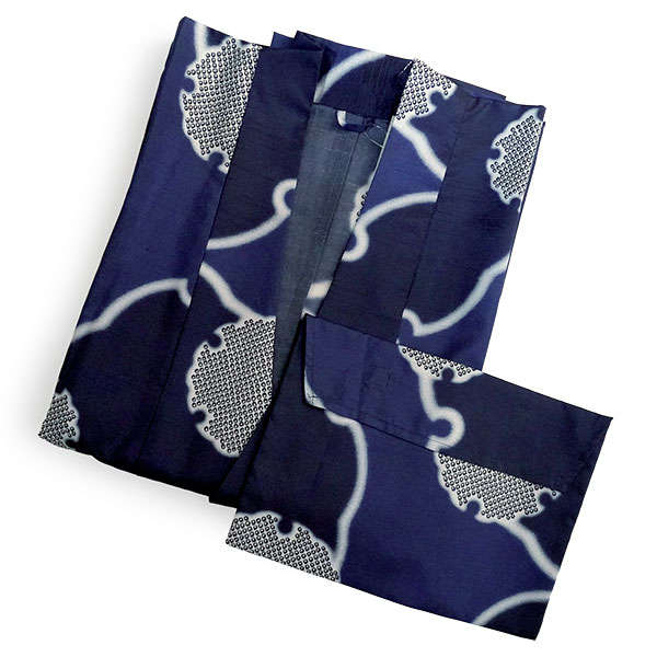 着物 雨コート 一部式 XLサイズ 携帯ポーチ付き ネイビー 雪輪 道中着衿 仕立て上がり ポリエステル 塵除け 洗える 雨の日 |  | 01