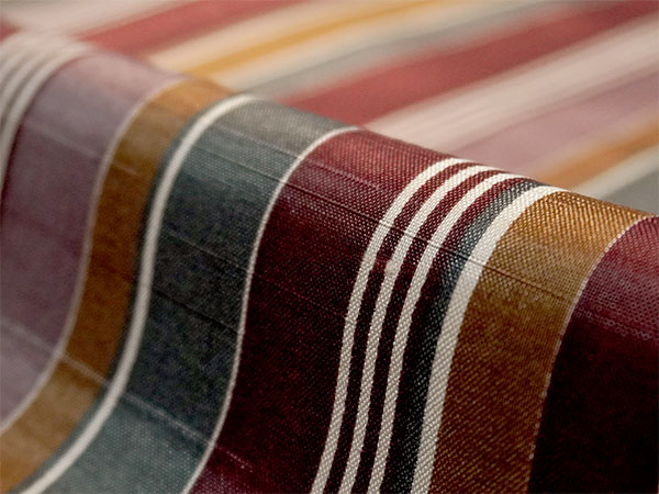 着物 雨コート 一部式 Lサイズ ブラウン カーキ 縞 道中着衿 仕立て上がり ポリエステル 塵除け 洗える 雨の日 |  | 02