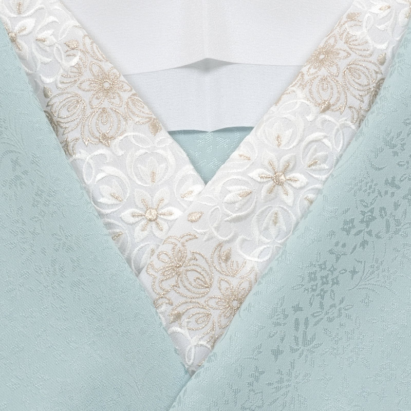 きもの 和 半衿 刺繍 白地 銀糸入り 雪輪七宝紋 衿秀 洗える