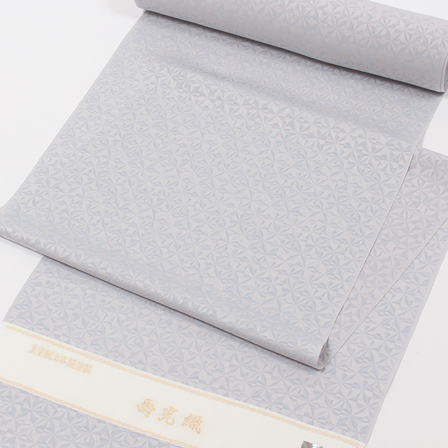ED47 御倉織（こくらおり） 反物 正絹 灰鼠色 37cm 幅 未仕立て きもの 和 お召 着尺 反物 御召 お召し 未仕立て 壽光織 切子文 灰桜