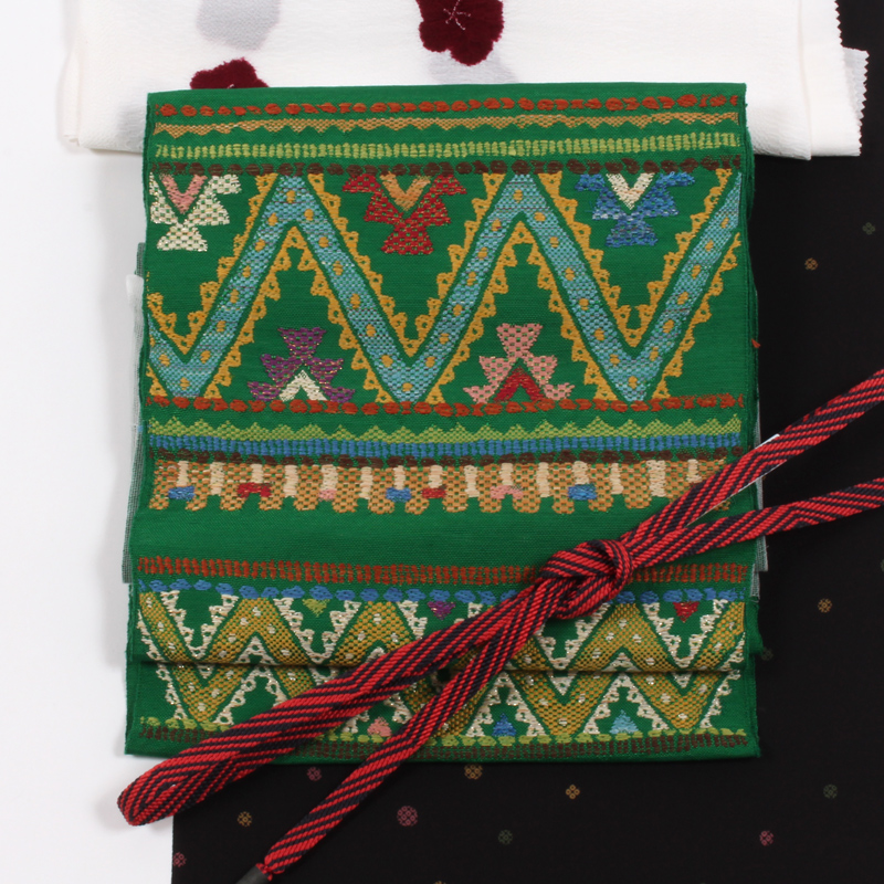 きもの 和 名古屋帯 正絹 西陣織 洒落帯 八寸 帯屋捨松 カーペット段文