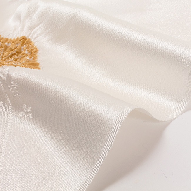 ★専用♦再お値下げしました！振袖+袋帯セット　京紅型　大輪万寿菊　丹後ちりめん 新品】振袖用 正絹 丹後ちりめん さくら 刺繍入り 帯揚げ - メルカリ