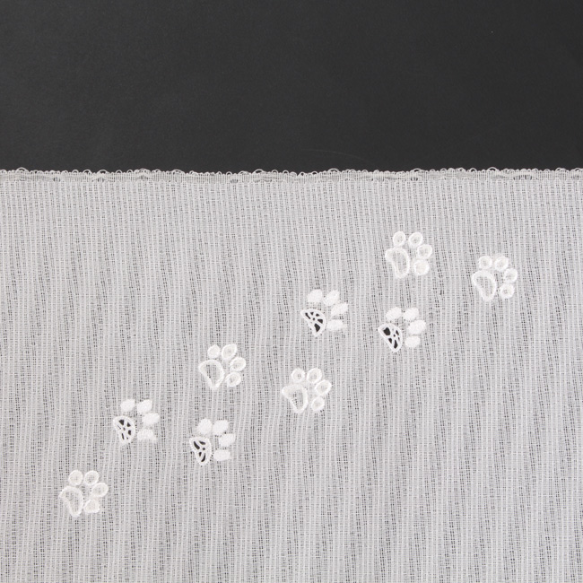 名古屋帯 九寸 お仕立て込み 手刺繍 汕頭刺繍 白地 ホワイト ワンちゃん 犬 お太鼓柄 夏 単衣 通年 オールシーズン使用の画像