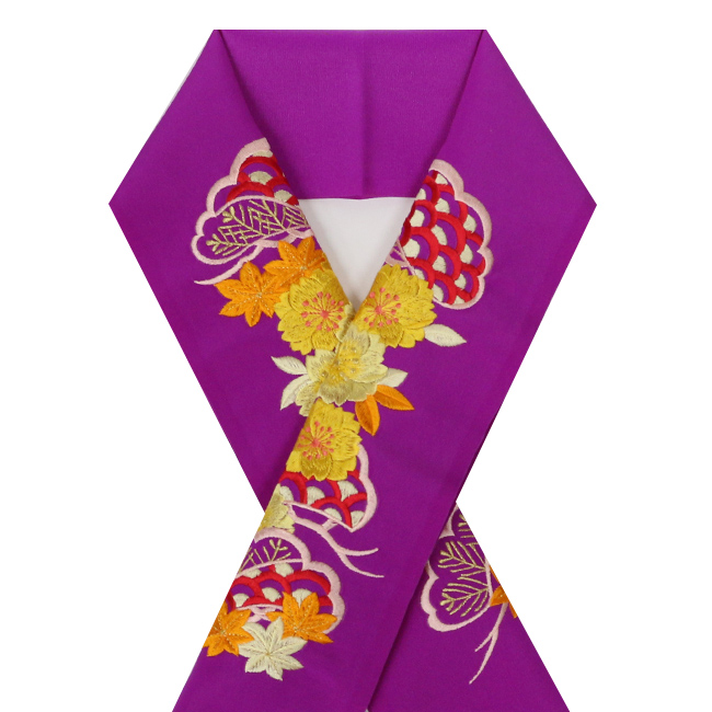 kimono cafe（キモノカフェ） レンタル Sランク 振袖 刺繍半衿 豪華な
