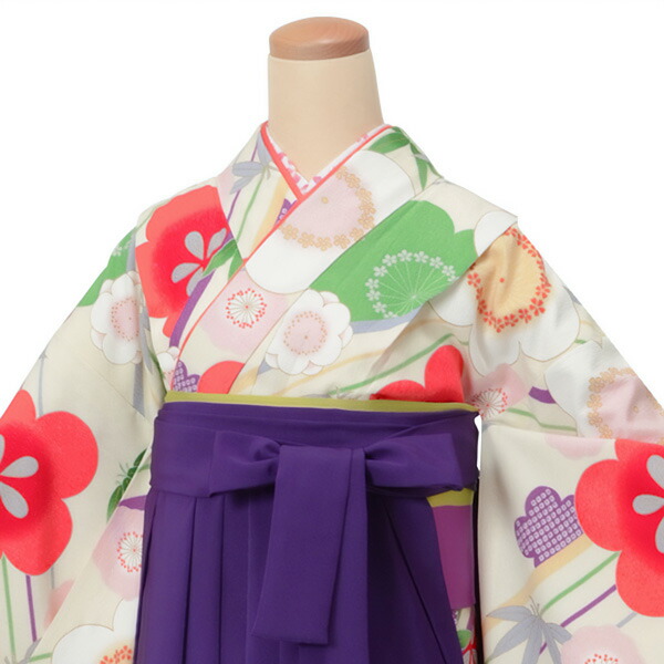 【中古品】ジュニア用 振袖単品「クリーム　斜め縞に笹梅」仕立て上がり 小振袖 着物 子ども 子供 キッズ ジュニア 女の子 卒業式 小学校 小学生 中学校 中学生 十三参り 十三詣り 1/2成人式 ハーフ成人式 貸衣装処分 レンタル処分品 【メール便不可】