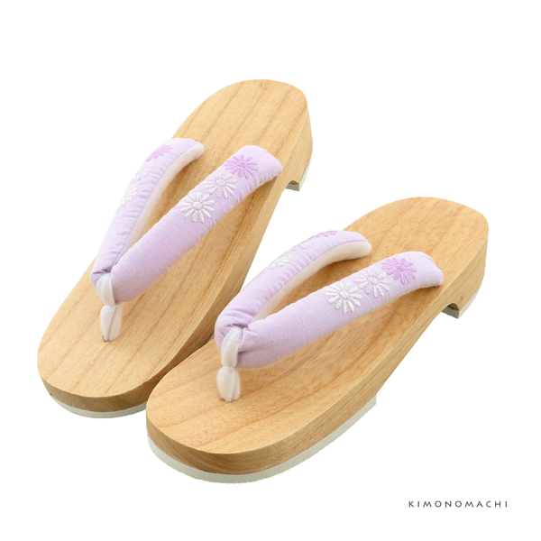 女性下駄単品「刺繍下駄 マーガレット ペールパープル」フリーサイズ(Lサイズ) 23〜24.5cm 痛くなりにくい 下駄 女性 レディース KIMONOMACHIオリジナル 桐下駄 浴衣・夏着物に 浴衣下駄【メール便不可】