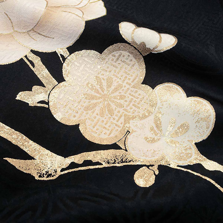 洗える 小振袖(上等化繊) 絵羽道長取り 梅散し 160cm前後の方 美品 洗える 小振袖(上等化繊) 絵羽道長取り 梅散し 160cm前後の方 美品