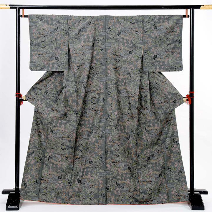 【中古品】仕立て上がり 色大島「グレー 御所解文様」小紋 正絹 紬【メール便不可】