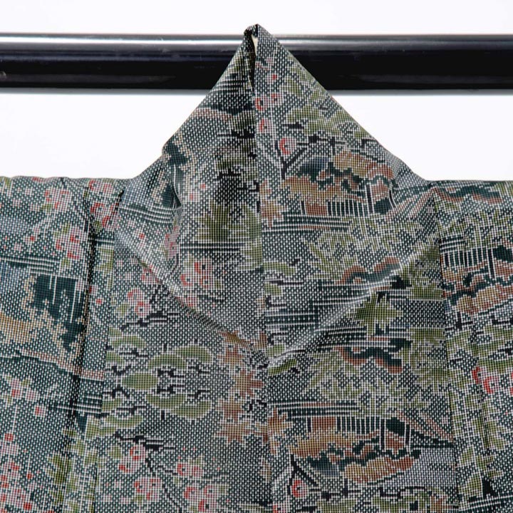 【中古品】仕立て上がり 色大島「グレー 御所解文様」小紋 正絹 紬【メール便不可】