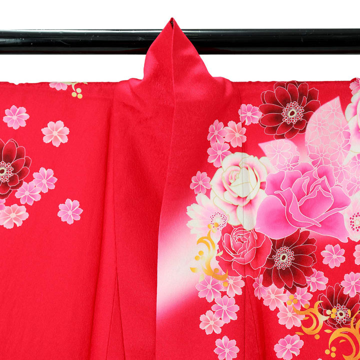 【中古品】仕立て上がり 振袖「バラに蝶　赤色地にピンクぼかし」貸衣装処分 レンタル処分品 成人式【メール便不可】