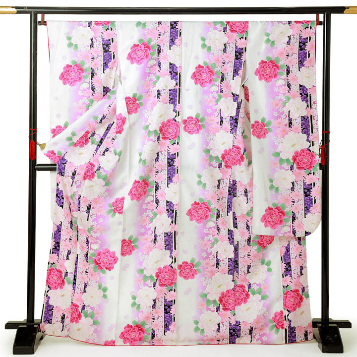 (中古品)仕立て上がり 振袖「花尽くし 白」貸衣装処分 レンタル処分品 成人式(メール便不可)ss2512fml20