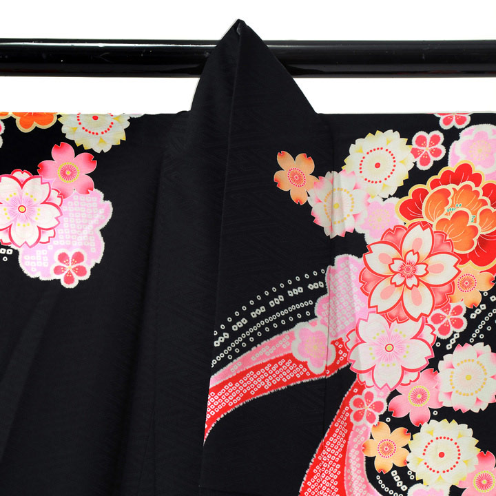 【中古品】仕立て上がり 振袖「流水紋様 桜 鹿の子 黒地」貸衣装処分 レンタル処分品 成人式【メール便不可】