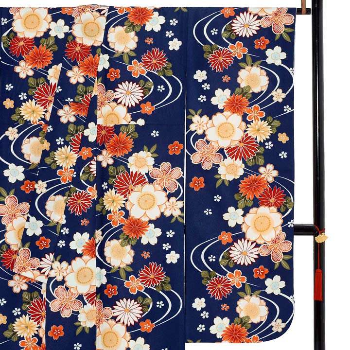 (中古品)仕立て上がり 振袖「流水に桜と菊 濃青色」貸衣装処分 レンタル処分品 成人式(メール便不可)ss2503fml10_画像4