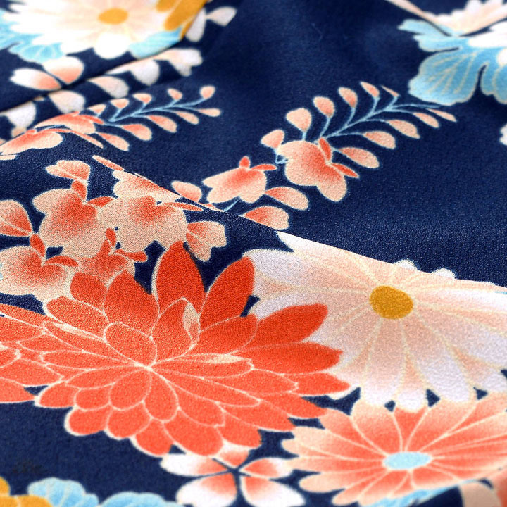 【中古品】仕立て上がり 振袖「菊に藤 鳥 紺色」貸衣装処分 レンタル処分品 成人式【メール便不可】