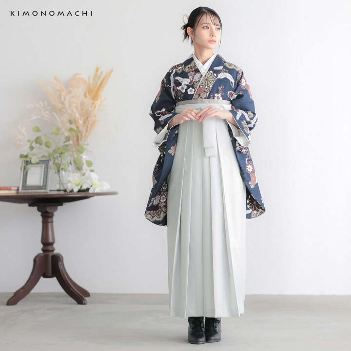 袴 セット 卒業式 女性 4点セット「二尺袖：鶴と花紋に紗綾形 紺色＋袴：アイスグレー 椿＋袴下帯：ウォームグレー 麻の葉＋襦袢」卒業式 女性 レディース お仕立て上がり 袴セット 二尺袖着物セット 着物 二尺着物 袴【メール便不可】 袴 セット 卒業式 女性 4点セット「二尺袖：鶴と花紋に紗綾形 紺色＋袴