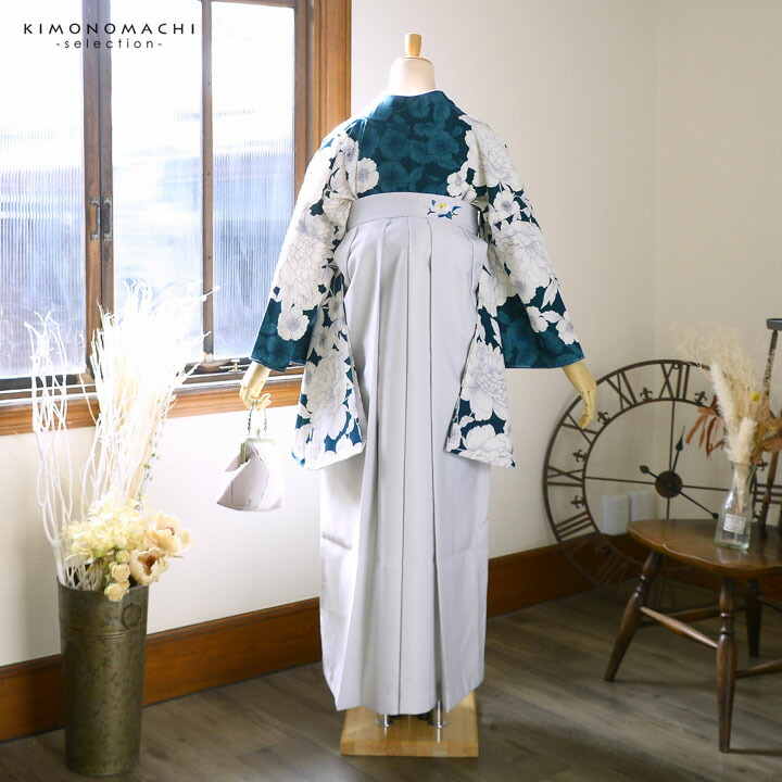 袴 セット 卒業式 女性 4点セット「二尺袖：牡丹に桜 深青緑+刺繍袴：アイスグレー+袴下帯：シルバーグレー+襦袢」卒業式 レディース (メール便不可)の画像