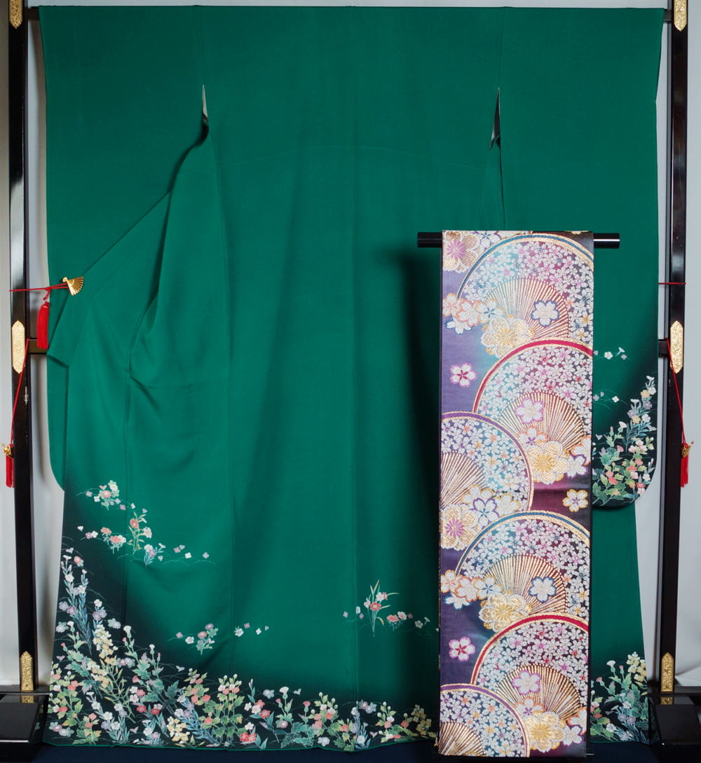 振袖フルセット(7点)・作家物・落款入り・桜尽くし・金彩加工・鹿の子柄 振袖フルセット(7点)・作家物・落款入り・桜尽くし・金彩加工