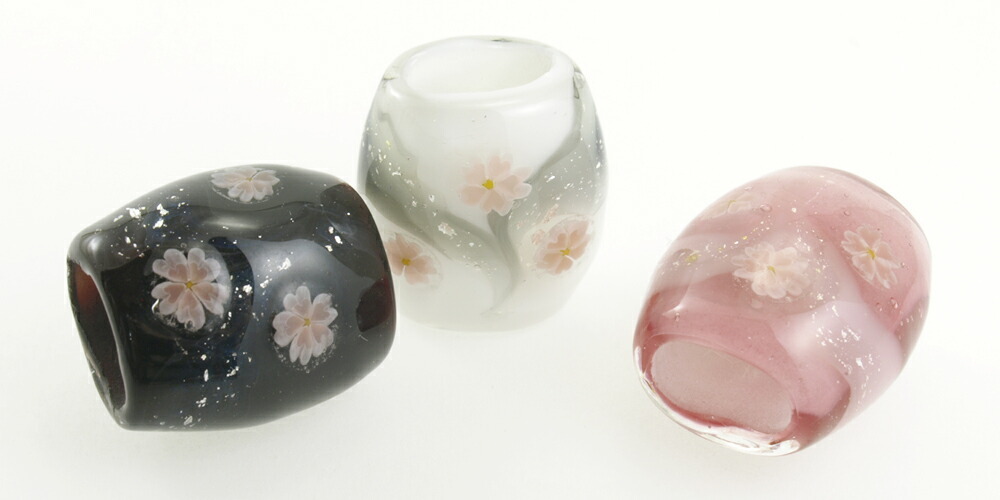 【送料無料 クーポン】とんぼ玉【帯留め 夜桜】帯留め 浴衣 ガラス かわいい 京都 帯留 新品 数 和装 着物