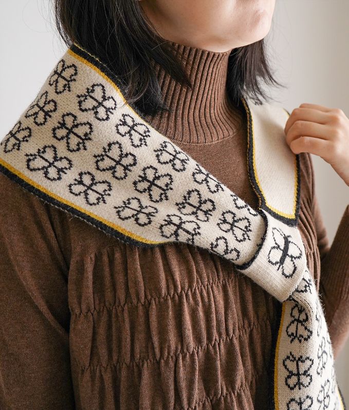 たっこ様ハンドメイド、合わせベロア、マフラー、ストール、薔薇と蝶 cawaii french」ストール マフラー ティペット ニット リボン
