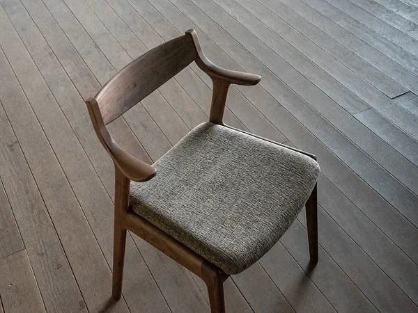 シキファニチア ダイニングチェア ナスビ セミアームチェア 椅子 イス