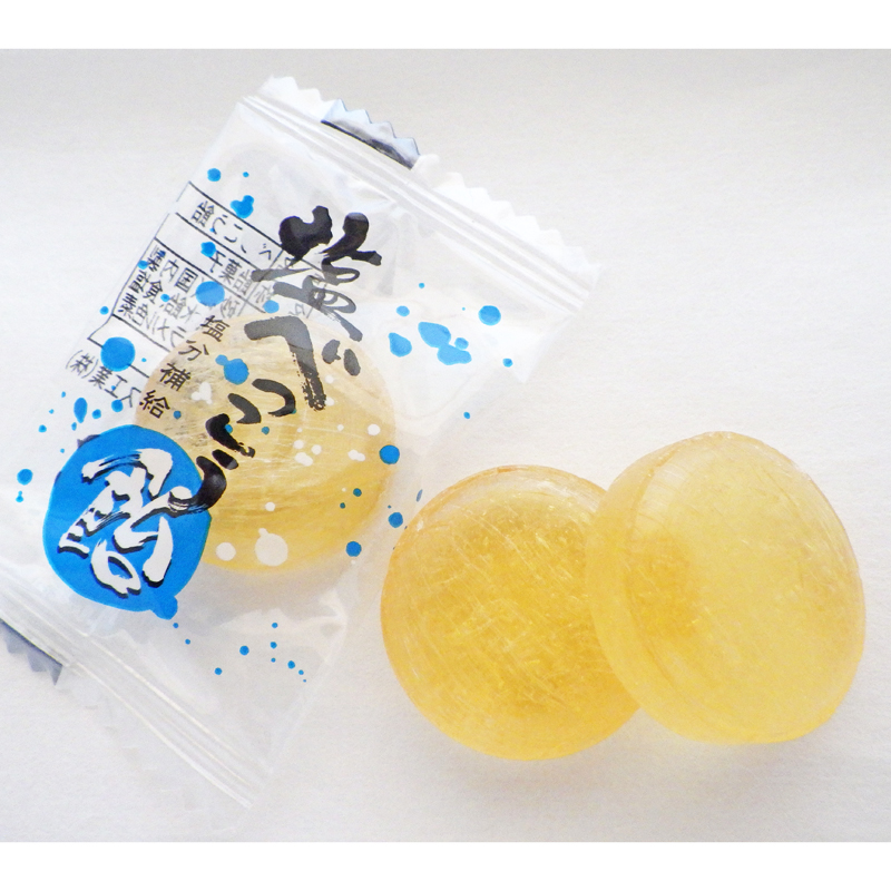 黄金 塩飴。