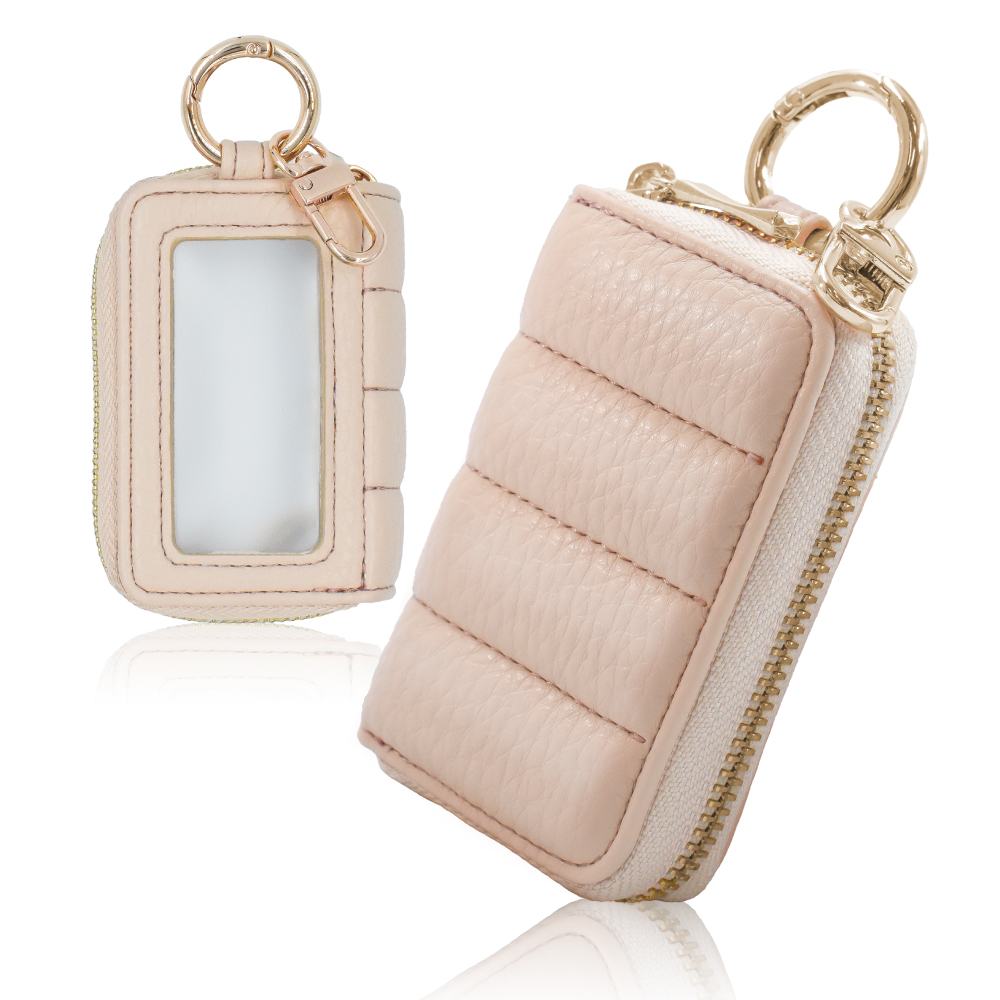 CELINE ベージュ キーケース カラビナ付き　アンティーク　大人カジュアル CELINE ベージュ キーケース カラビナ付き アンティーク 大人