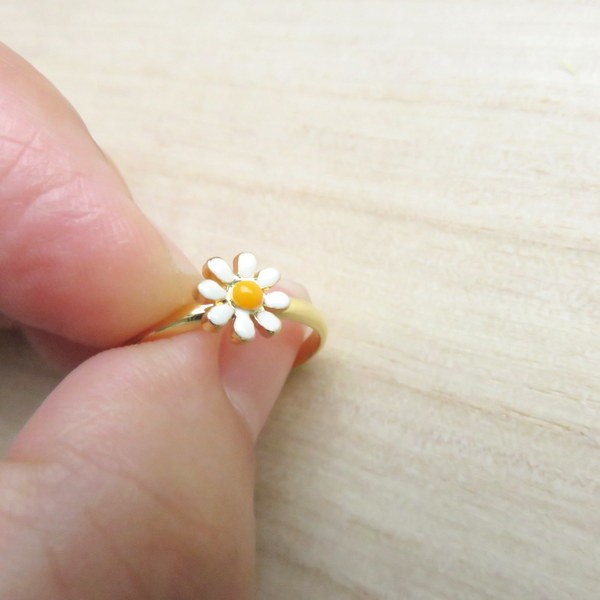 リング マーガレット フラワー 花 フリーサイズ 指輪 白 イエロー