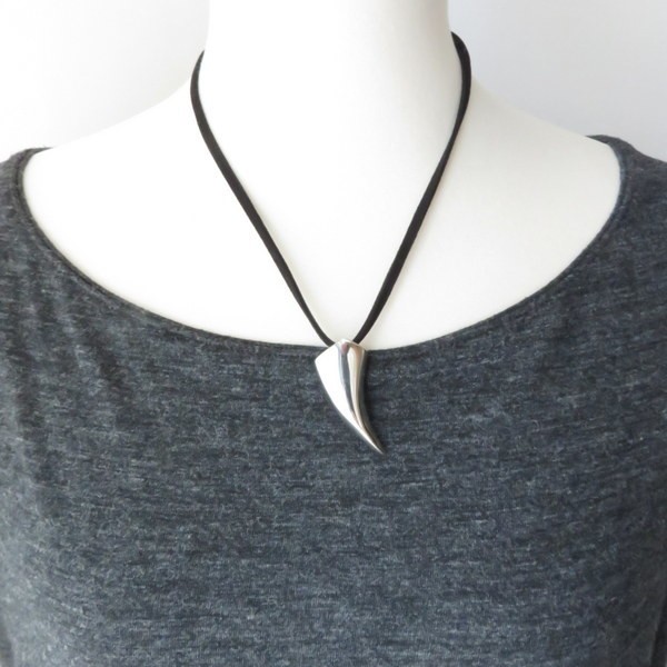 メモリアル ペンダント ネックレス メンズ ユニセックス メタル ホーン