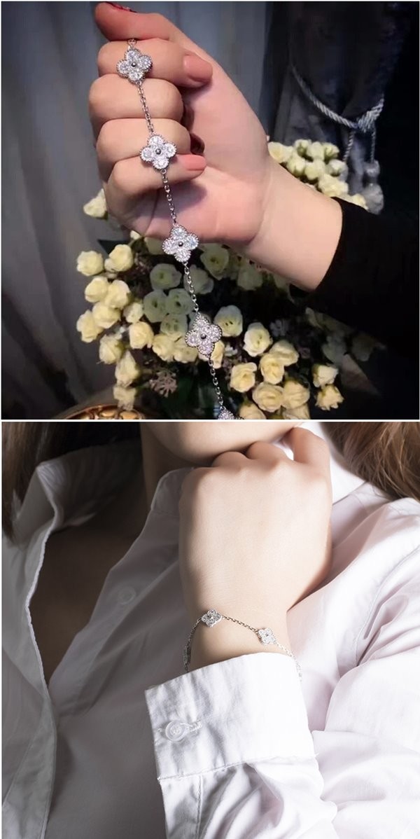 ネックレス ブレスレット 四葉クローバー フラワー お花 パヴェ