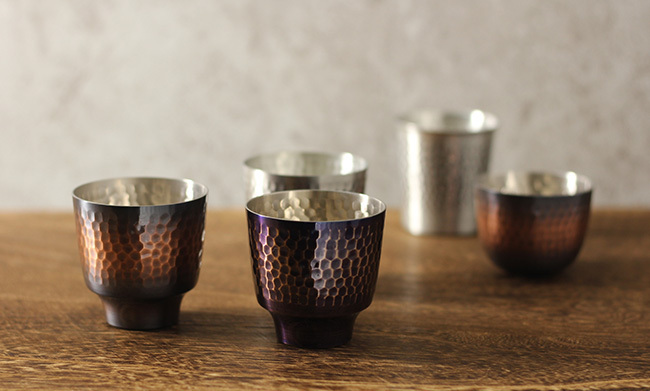 新光堂 銅製 鎚目ぐい呑み 丸型 80ml 2個入り1箱(銅 ペア 酒器 ペア