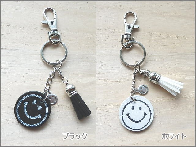 ニコちゃんスマイルのキーリング・キーホルダー ニコちゃんチャーム