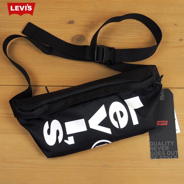 LEVI'S ウエストポーチ Levi's - 新品✨タグ付き♪未使用 リーバイス ポーチ ボディ