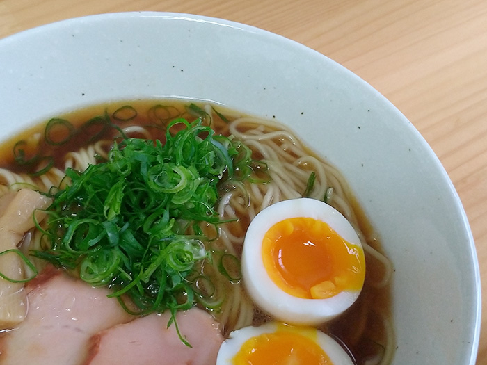 ラーメン どんぶり 食器 粉引 21cm 丼 反高台 ラーメン丼 ラーメン鉢 中華食器 うどん丼 麺鉢 鉢 器 丼鉢 うどん鉢 おしゃれ 美濃焼 日本製｜kitchengoods-bell｜07