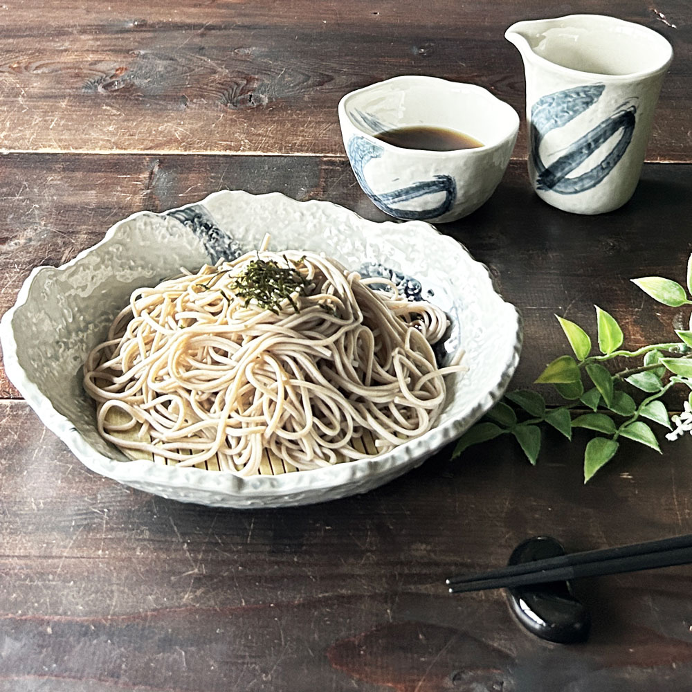 そば食器 そば皿 ておこし流水 8号麺皿 和食器 麺皿 スノコ付 日本製