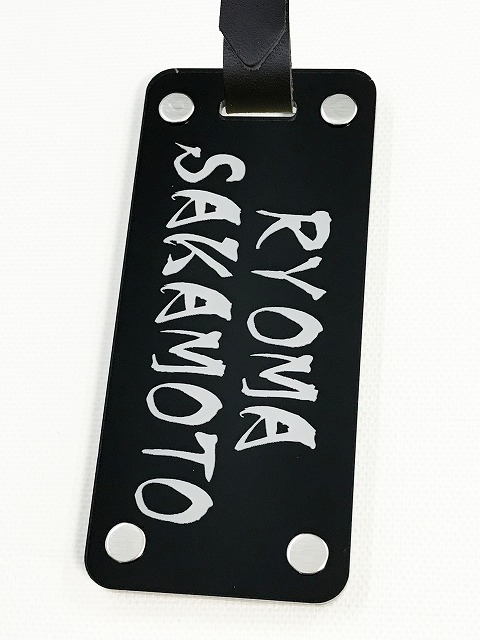 ゴルフ ネームプレート 名入れ 高級 90×40mm 丁度良いサイズ 彫刻 誕生