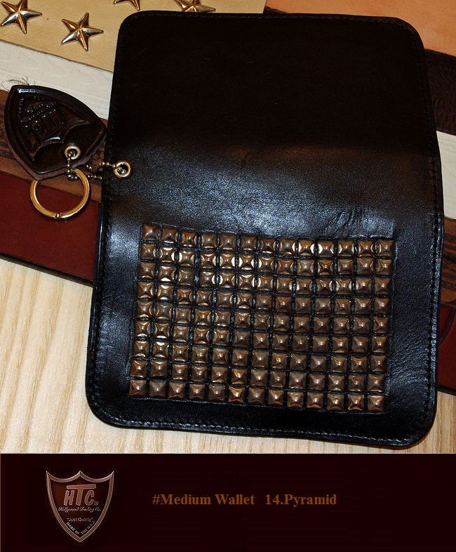 HTC ハリウッドトレーディングカンパニー ミニ財布 レザー スタッズ ブラック HTC エイチティーシー TYPE-5 D-STYLE STUDS STONE BLACK/RED L