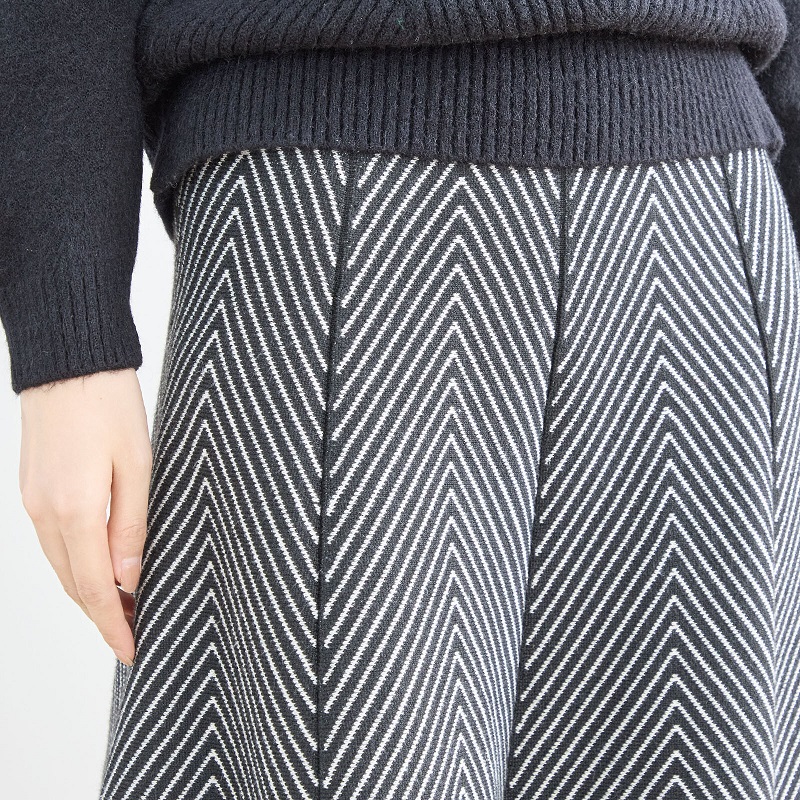 PRADA フレアスカート ヘリンボーン模様 Prada プリーツヴァージンウールラップフレアスカート (ドレス) IFCHIC.COM