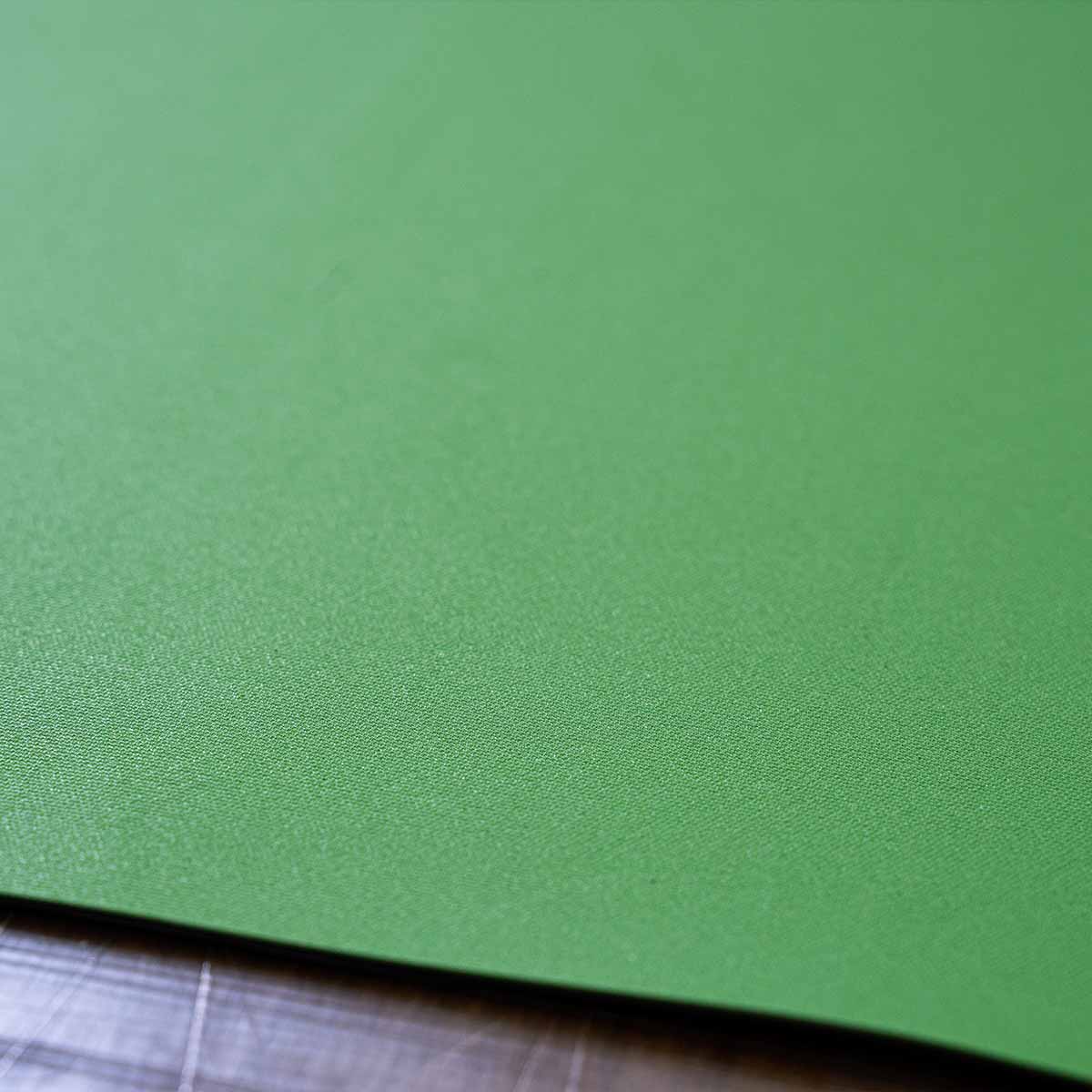 合成 ゴムシートエンボス 厚さ2ミリ×幅1.2M×長さ6.1M 緑黒 材料、資材