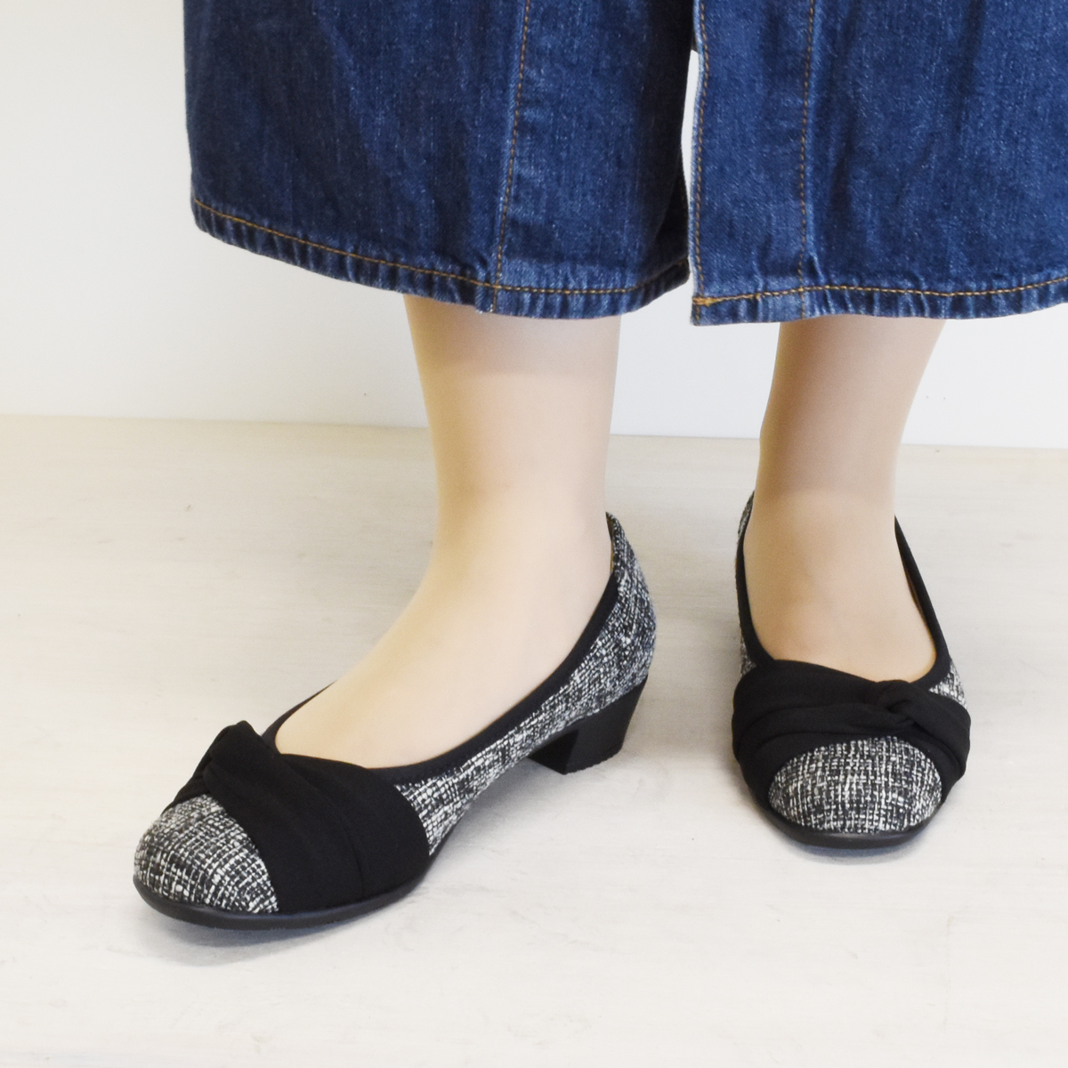 パンプス 痛くない 歩きやすい ストラップ 幅広 3E ウェッジソール ローヒール 靴 レディース 走れる 脱げない 黒 冠婚葬祭 入学 卒業 #1200 |  | 09