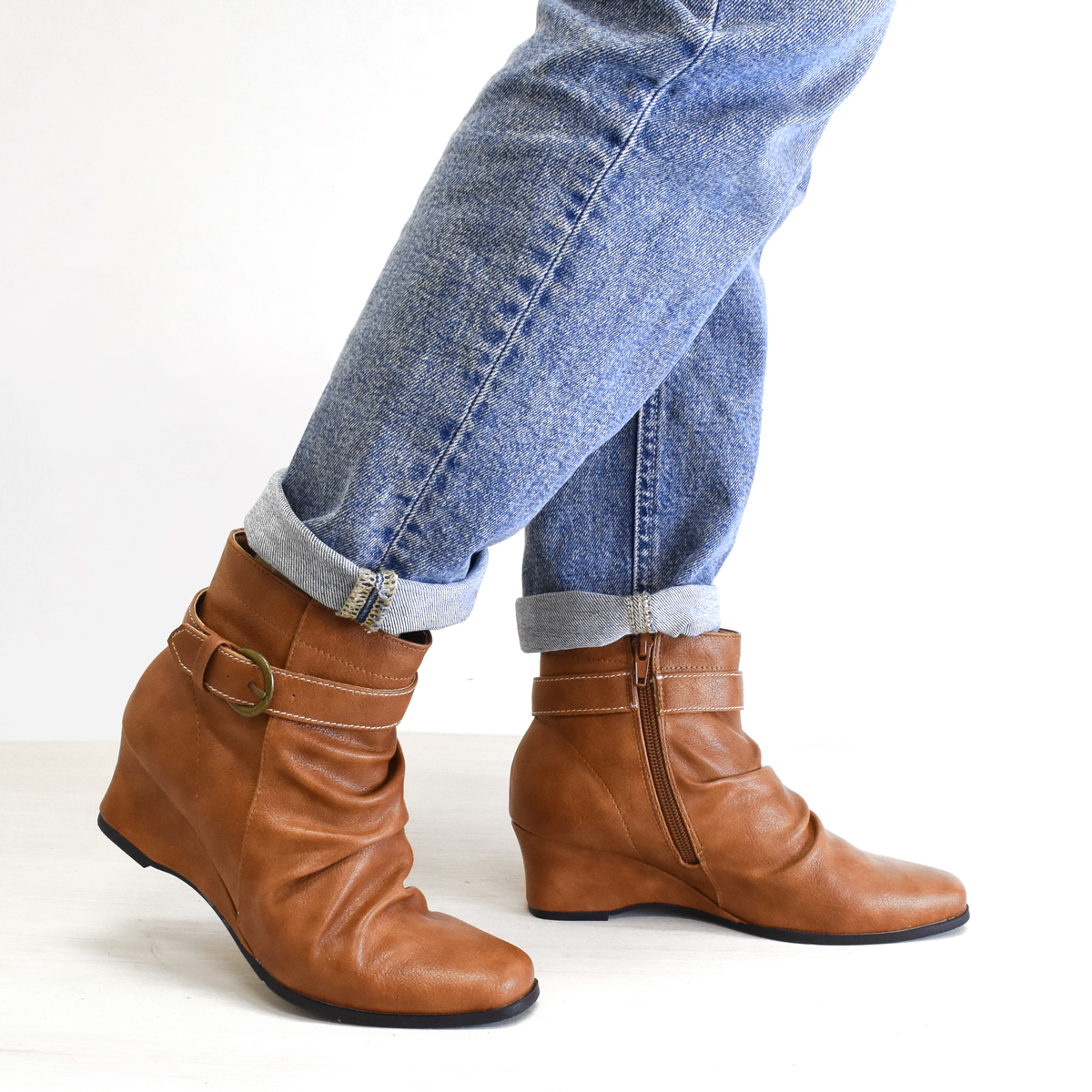 ショートブーツ ショート ブーツ レディース ウエッジ くしゅくしゅ 可愛い 歩きやすい 痛くない サイドジップ 5cm ヒール 黒 #6046 |  | 15