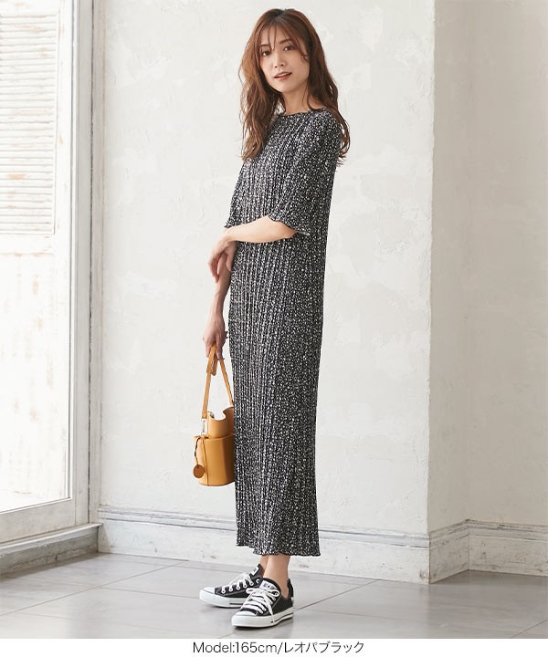 新品 Nesessaire 5分袖 プリーツワンピース ホワイト