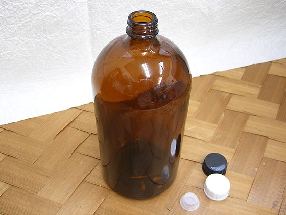 アロマや薬品保存にオススメ！遮光瓶 アンバー １０００ｍｌ
