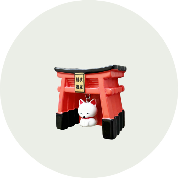 マグネット 伏見稲荷 きつね 鈴房付き MAGNET SWINGING JAPAN TORII