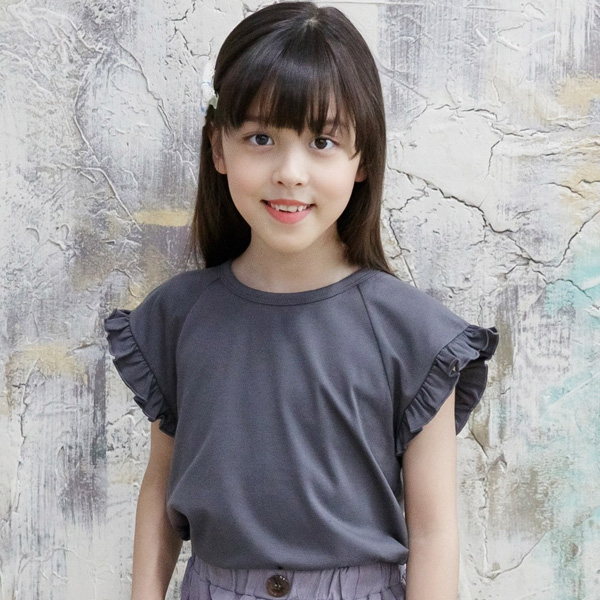 【新品未使用】Bibiy. フリルノースリーブトップス Bibiyノースリフリルトップス
