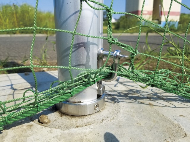 (代引き・個人宅・北海道・沖縄への配送不可)三和体育 アルミフェンスハシラ ヌキサシシキ H4M ベッ 学校機器 器具 (s9202) 三和体育 アルミフェンス柱 抜差式 H4m 学校 体育用品 送料無料 S-9202