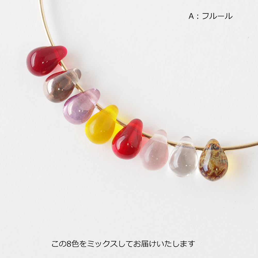 チェコビーズのひと粒チャーム　ハンドメイドアクセサリーパーツ お花のチェコビーズのチャーム ハンドメイドアクセサリーパーツ