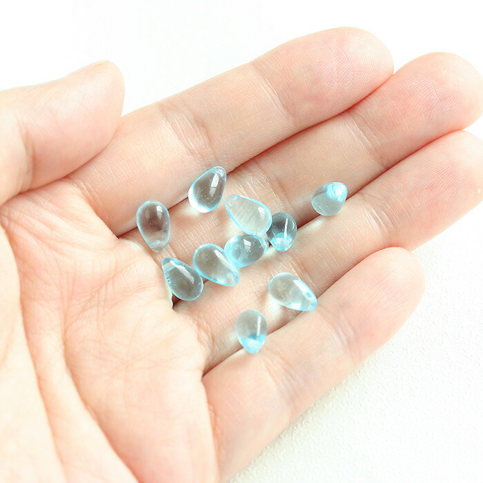 チェコガラスビーズ ドロップ 約9×6mm アクアマリンブルー 20個 しずく